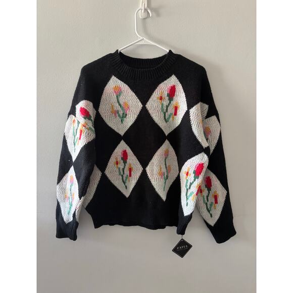 Zaful Womens Pullover Knit Sweater Size Small Black Floral Crewneck NWT - Picture 2 of 5